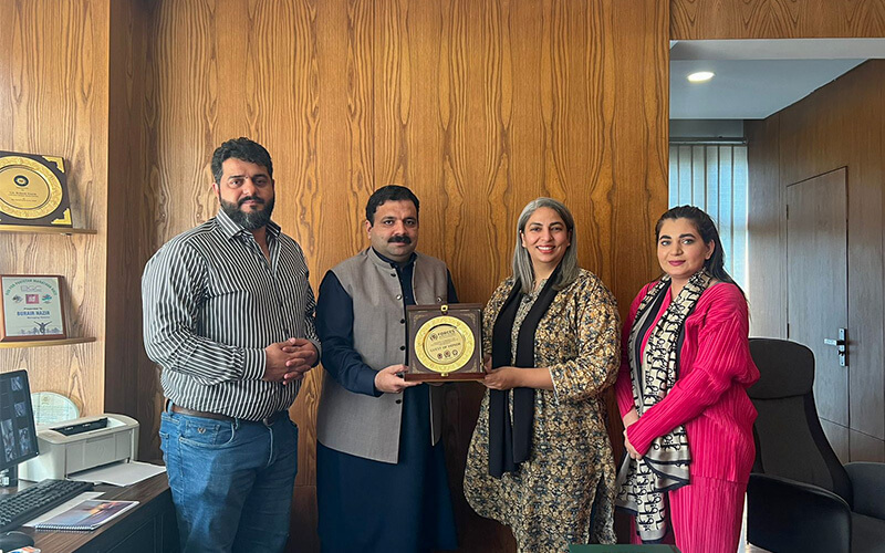 An inspiring Meet-up CEO of Forces Group of Colleges, and Ms. Tabinda Islam, CEO of Arfa Kareem Foundation